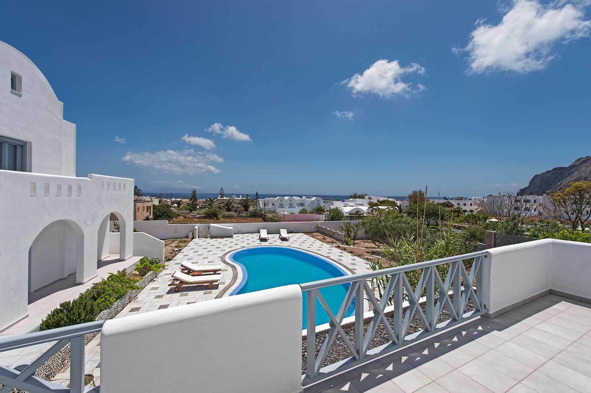 Felicity Villas Santorini Luxury House คามารี ภายนอก รูปภาพ
