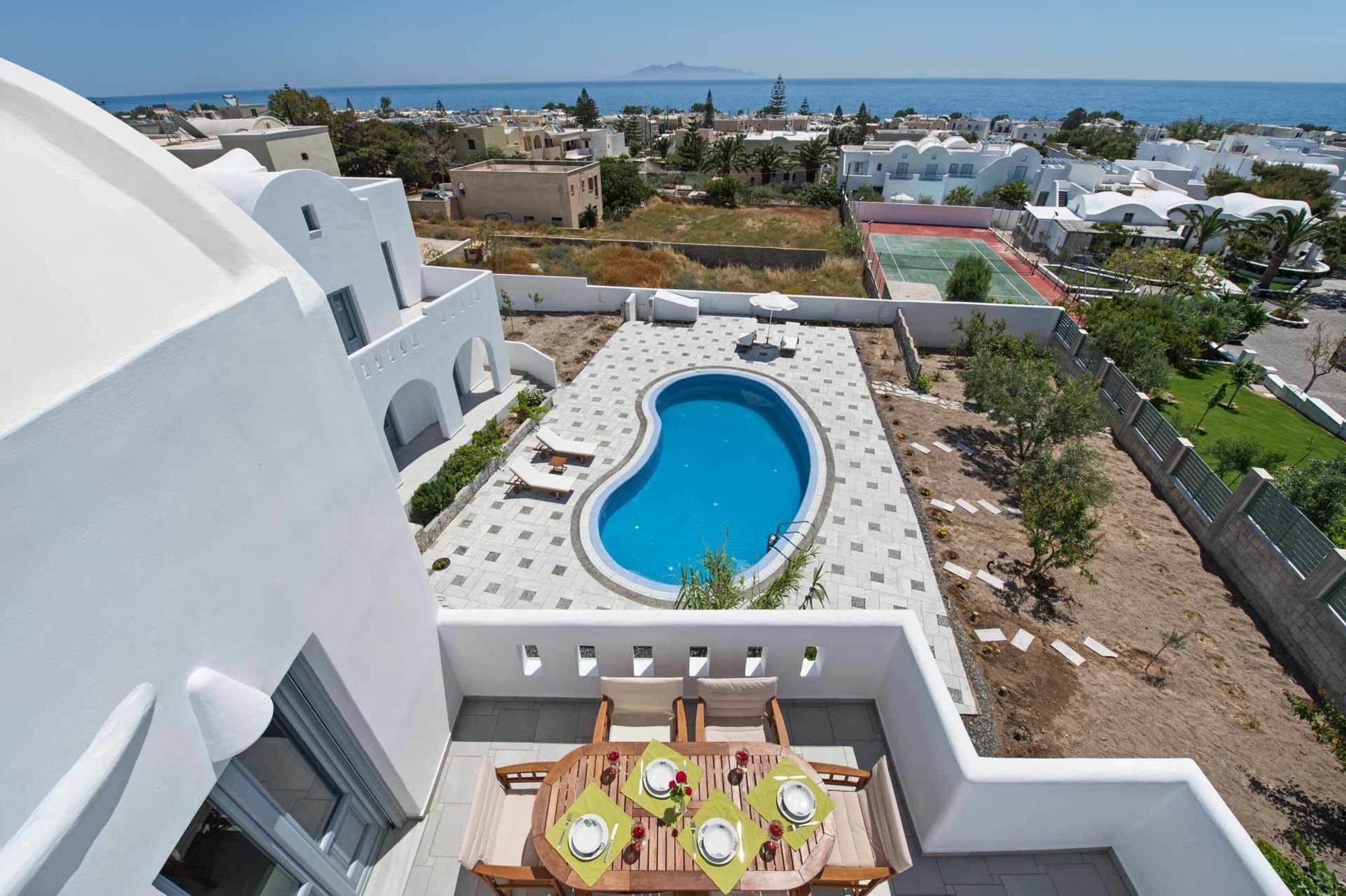 Felicity Villas Santorini Luxury House คามารี ภายนอก รูปภาพ